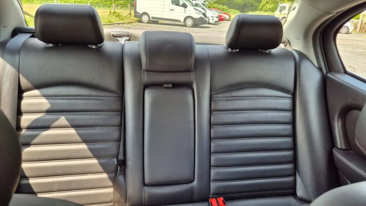 2009-jaguar-x-type-22td-se-dpf-saloon-4d-auto-big-10