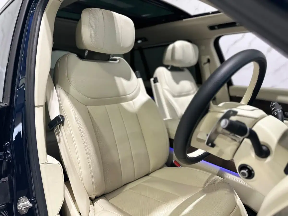 2022-land-rover-range-rover-30-p440e-autobiography-big-11