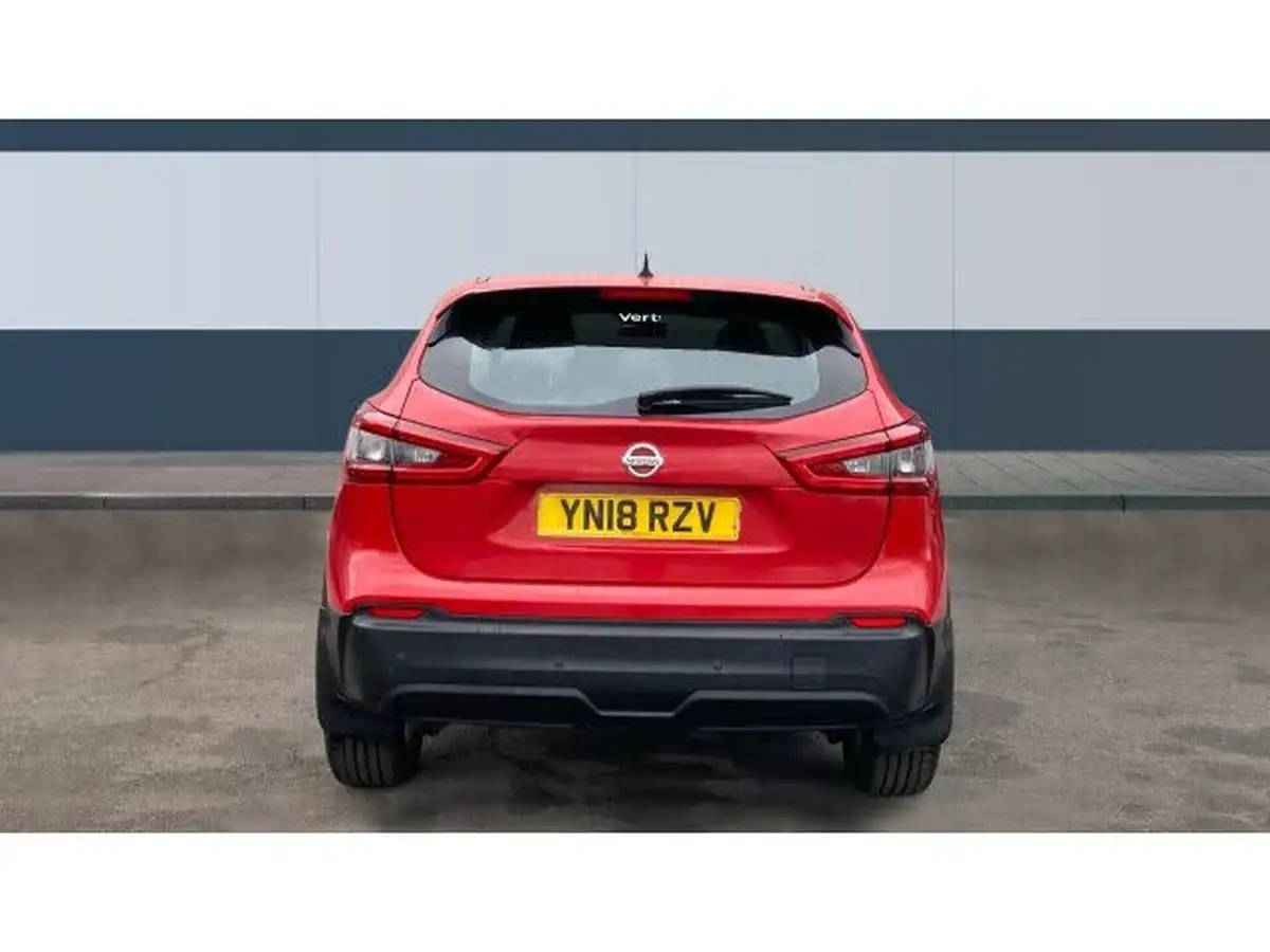 2018-nissan-qashqai-15dci-acenta-110ps-big-5