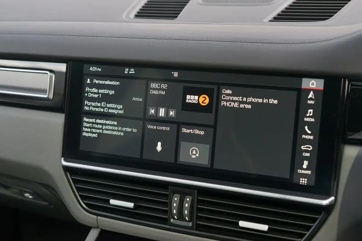 2019-porsche-cayenne-40-v8-turbo-coupe-big-48
