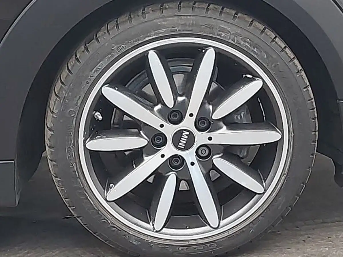 2019-mini-cooper-15-cooper-exclusive-134bhp-hatchback-3d-auto-big-13