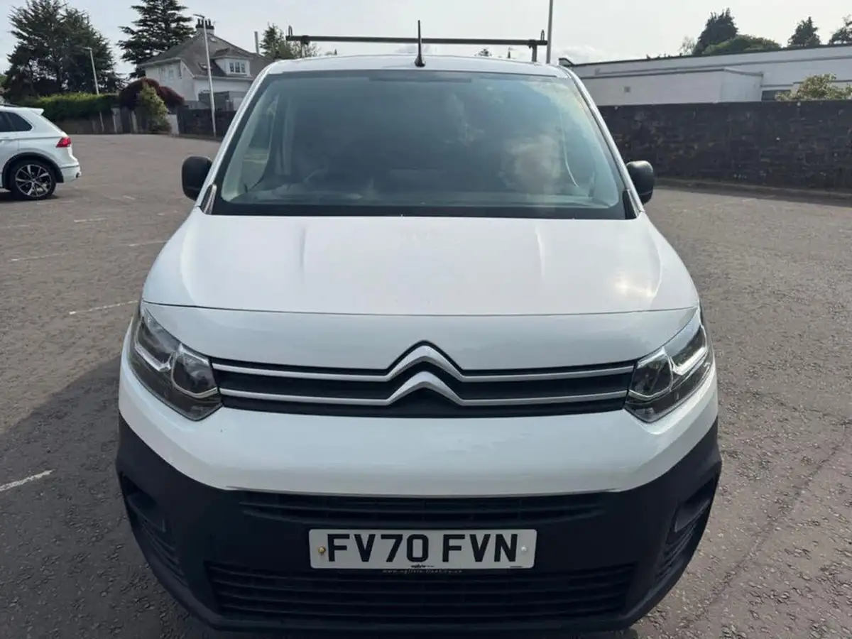 2020-citroen-berlingo-12-puretech-1000-enterprise-big-1
