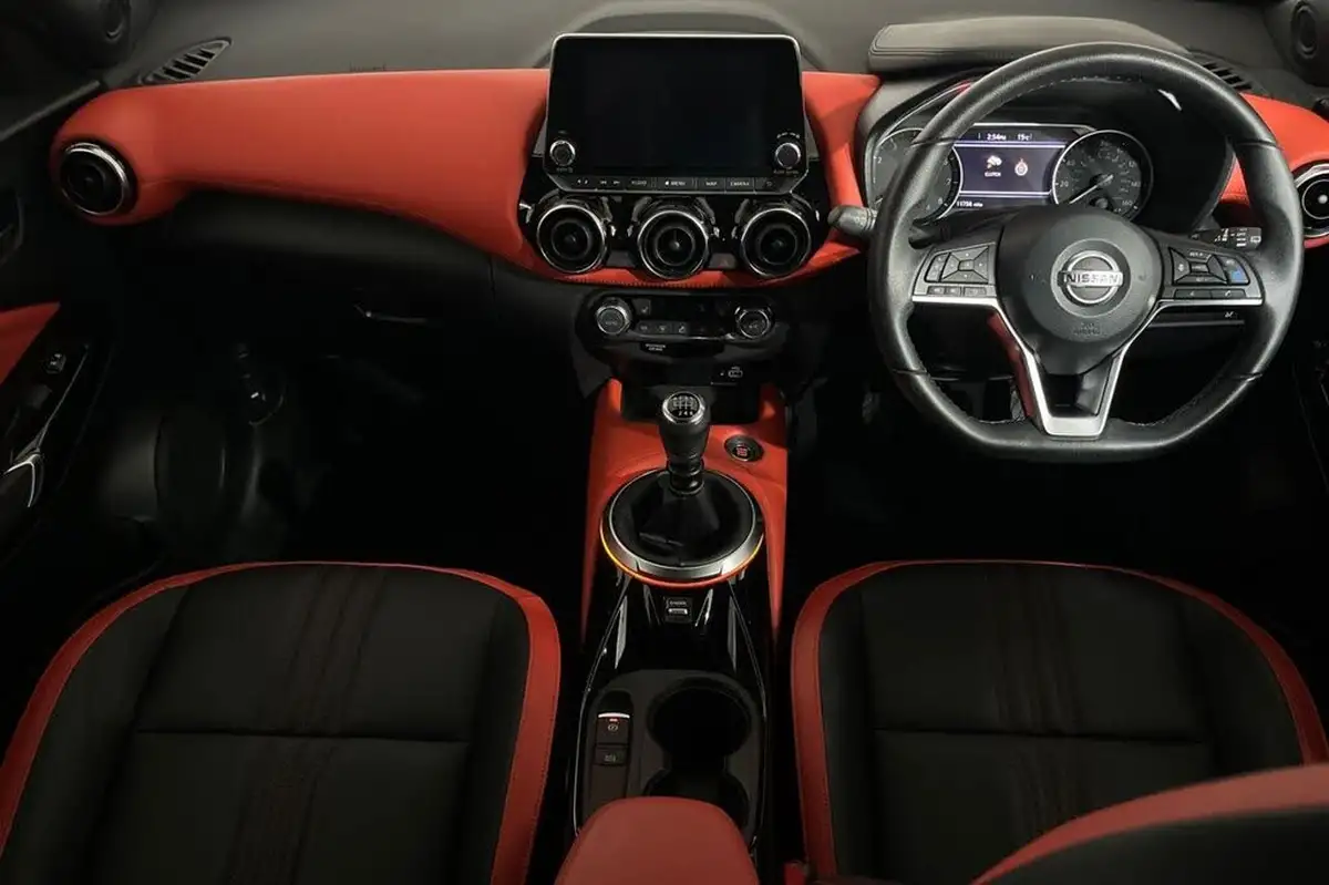 2022-nissan-juke-10-dig-t-tekna-big-11