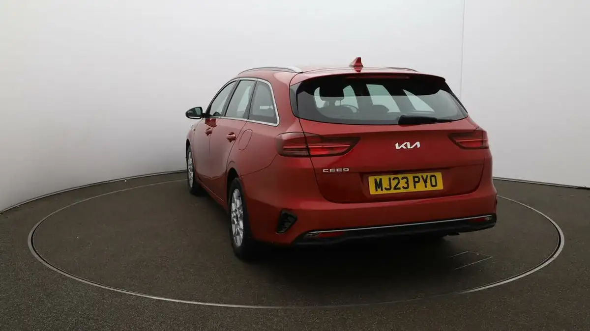 2023-kia-ceed-15-t-gdi-2-158bhp-sportswagon-big-59