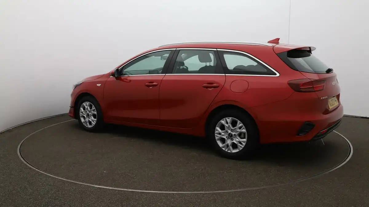 2023-kia-ceed-15-t-gdi-2-158bhp-sportswagon-big-35