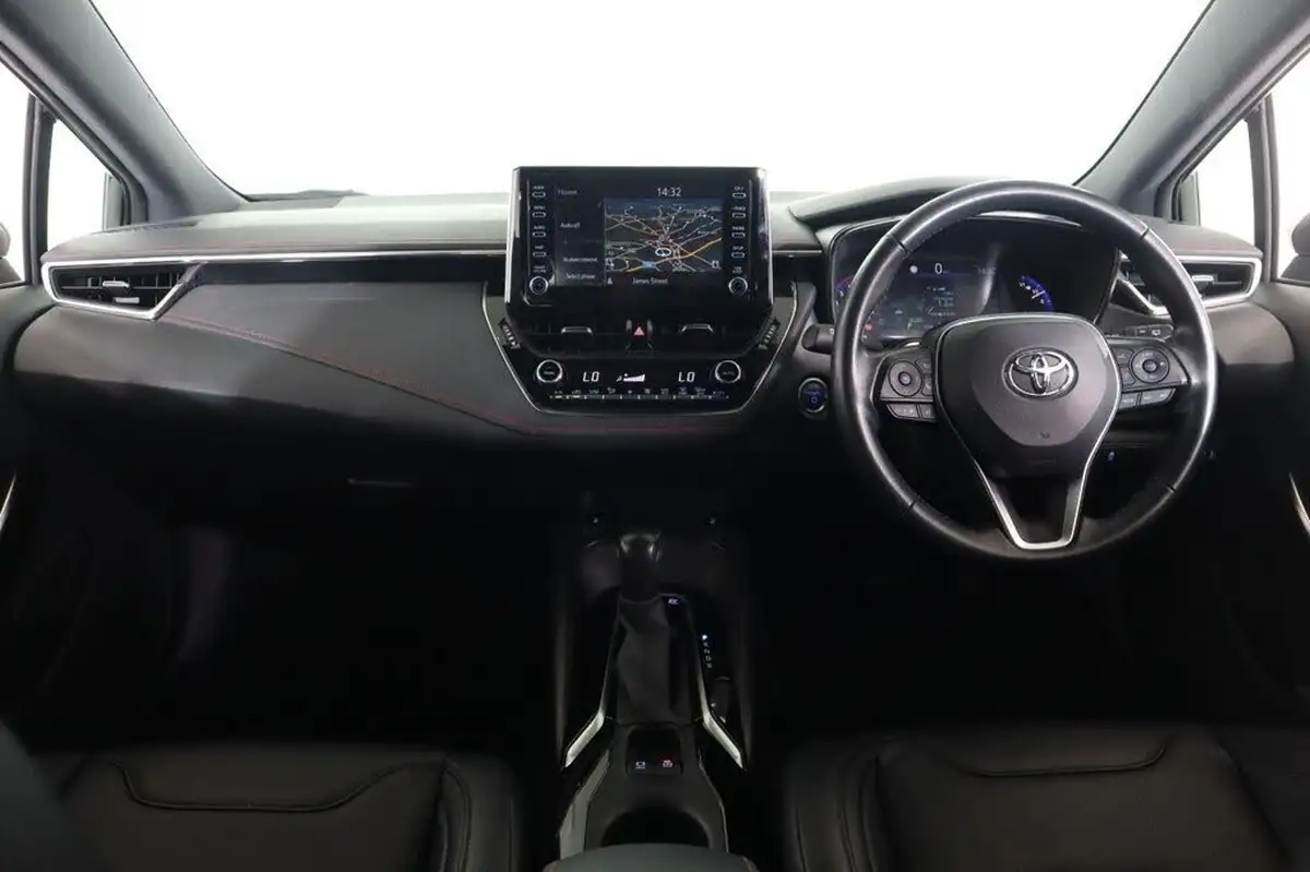 2021-toyota-corolla-18-vvt-i-excel-trk-touring-sports-big-12
