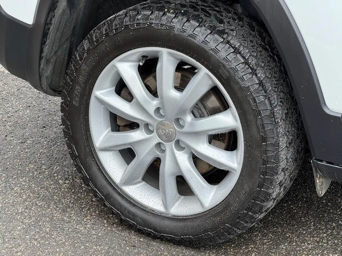 2016-jeep-cherokee-22multijet-ii-limited-ss-big-55