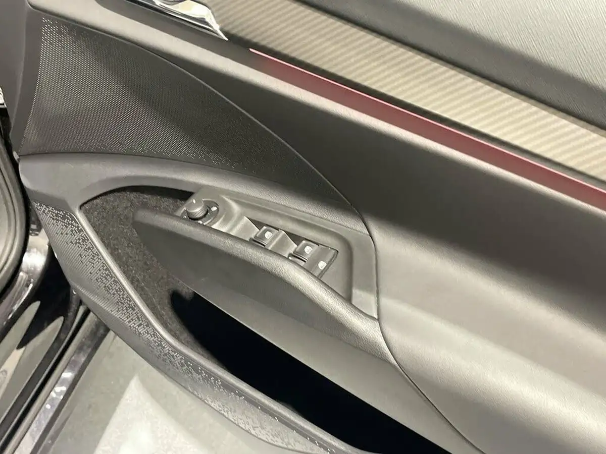 2021-skoda-enyaq-e-80-sportline-big-6