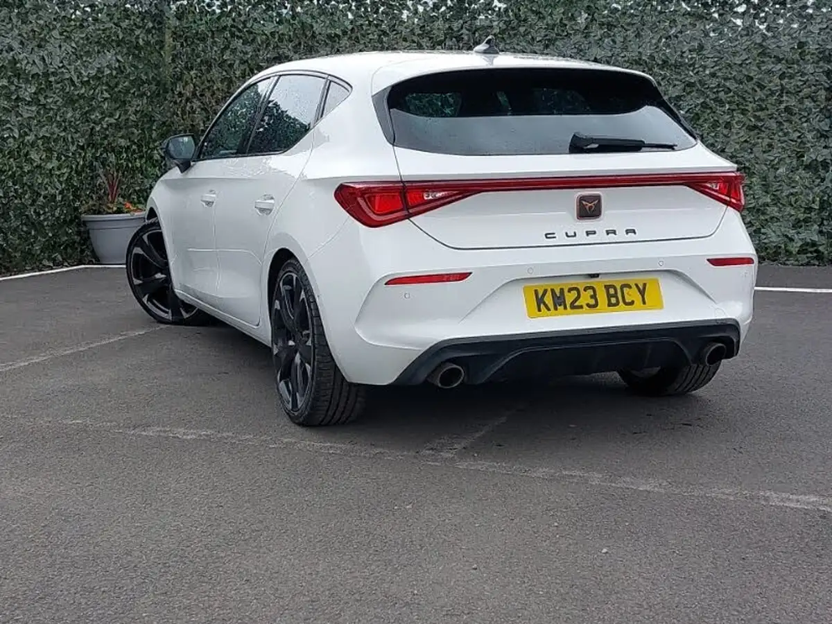 2023-cupra-leon-nf-20-tsi-vz2-245ps-hatchback-big-1
