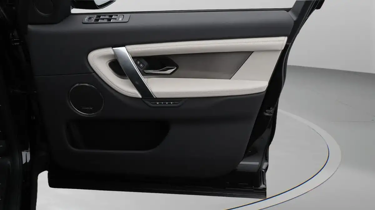 2024-land-rover-discovery-sport-15-p270e-dynamic-se-big-15