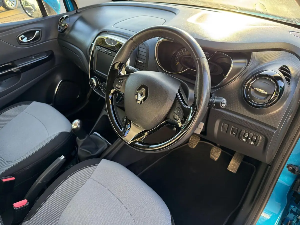 2013-renault-captur-09-dynamique-big-11