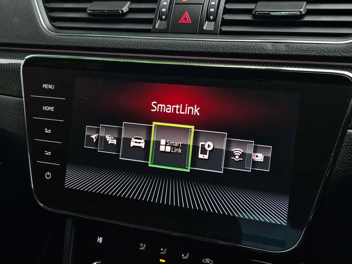 2018-skoda-superb-20tdi-scr-sportline-150ps-hatchback-big-25