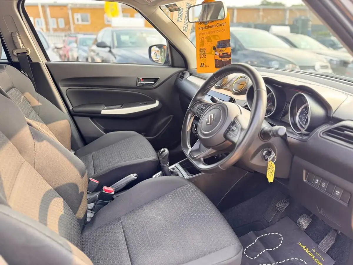 2022-suzuki-swift-12-dualjet-sz-l-big-7
