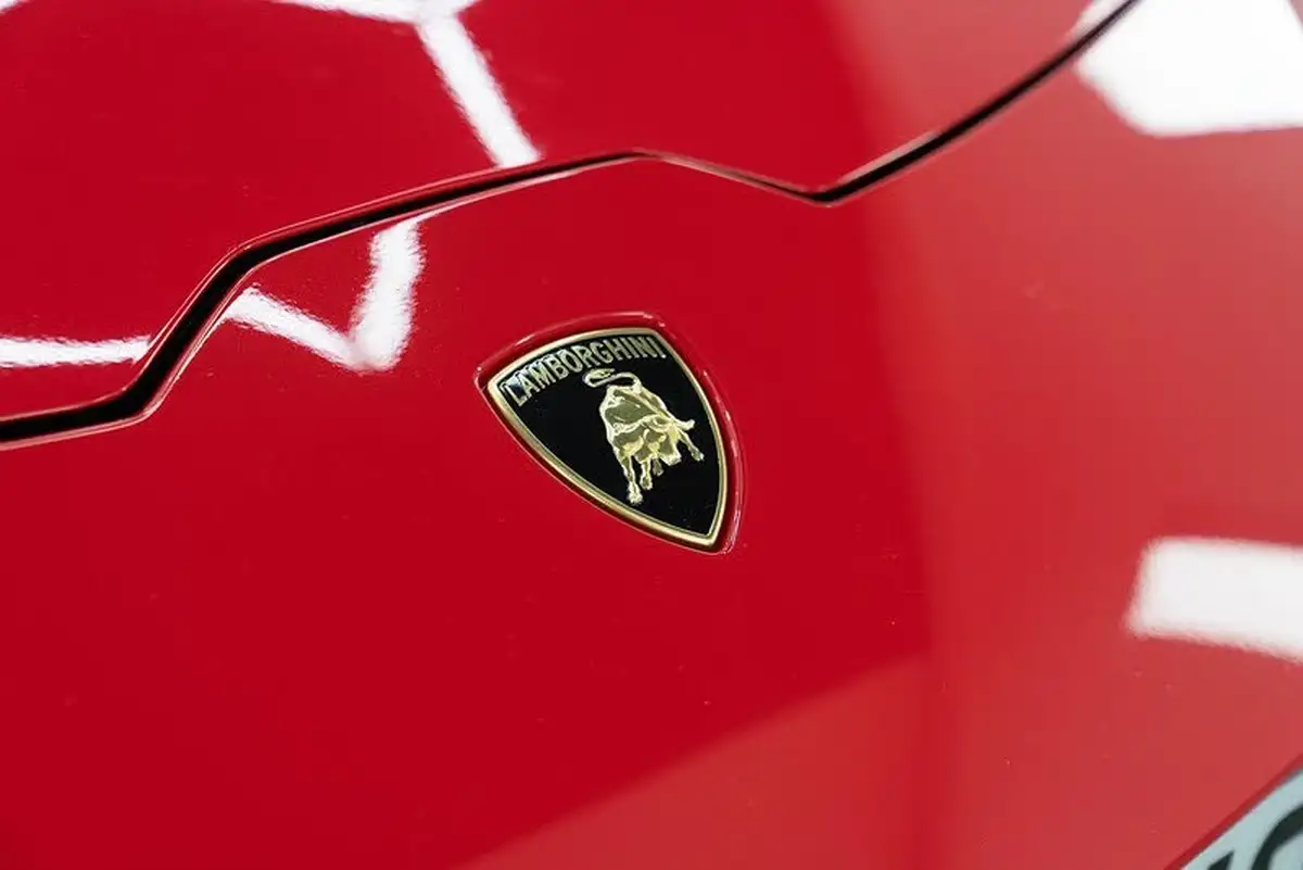 2019-lamborghini-huracan-52-evo-coupe-big-27