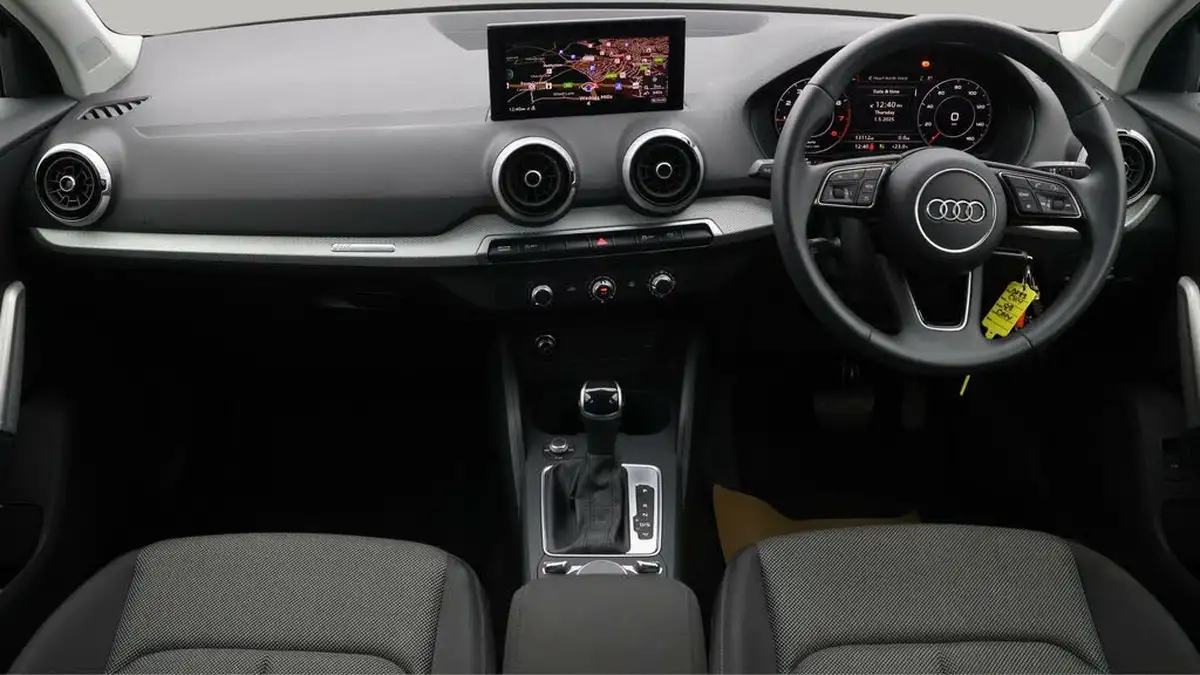 2023-audi-q2-15-35-tfsi-sport-s-tronic-big-13