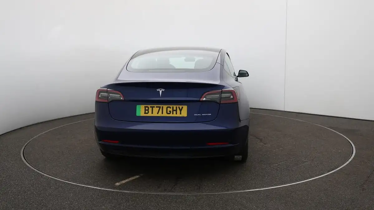 2021-tesla-model-3-e-long-range-awd-big-49