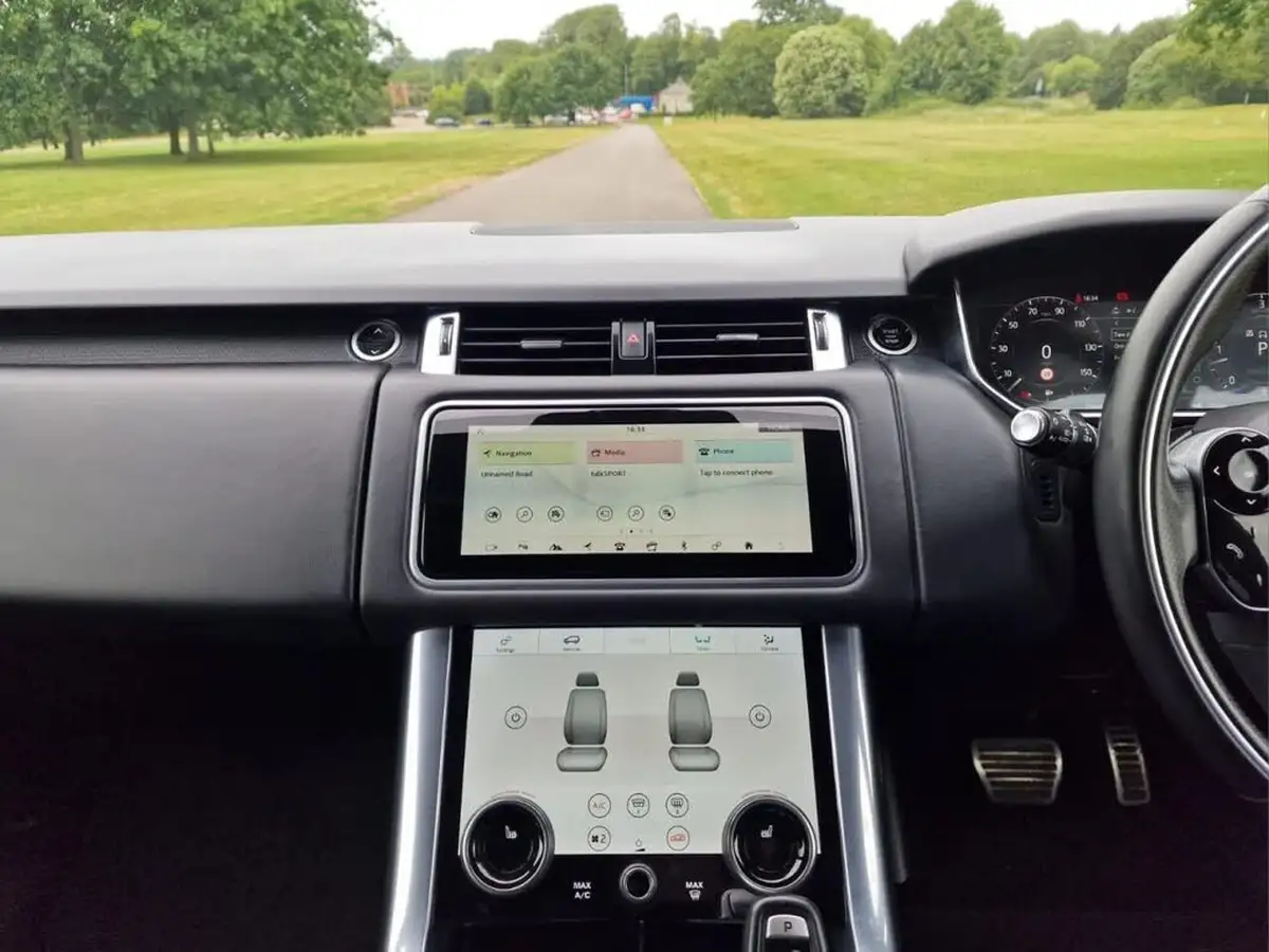 2021-land-rover-range-rover-sport-30-d300-hse-dynamic-black-big-13