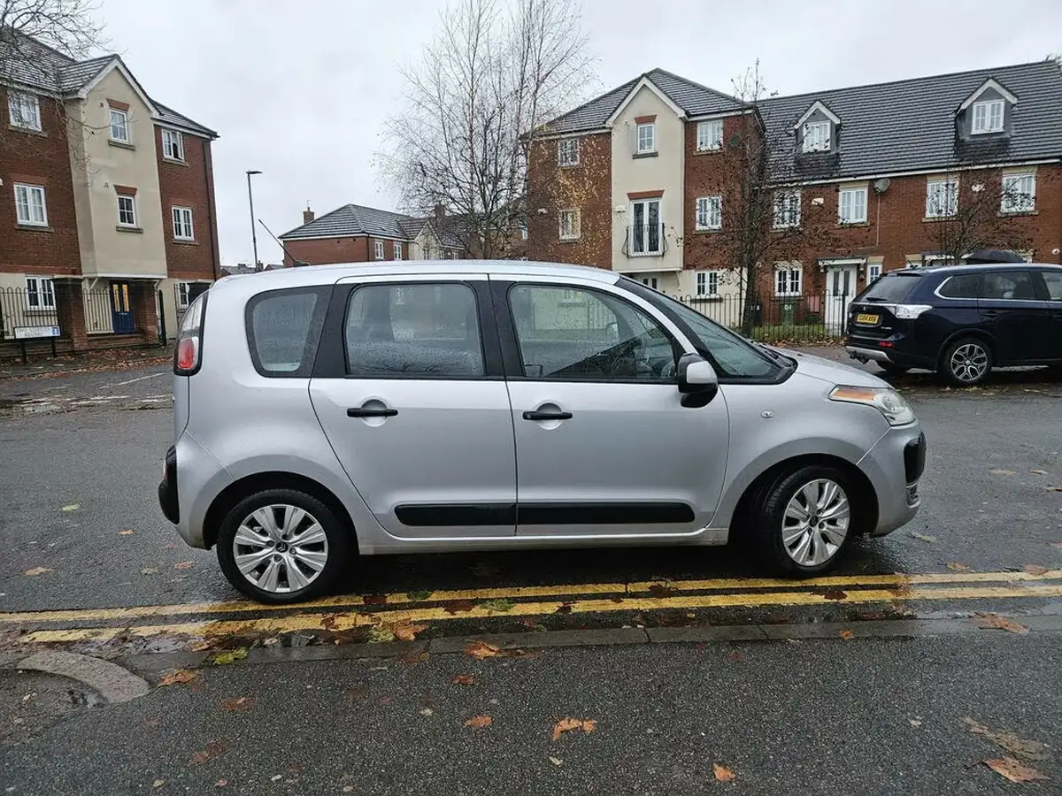 2012-citroen-c3-picasso-16hdi-vtr-big-7