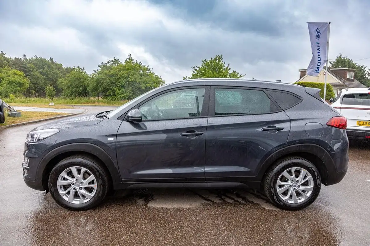 2021-hyundai-tucson-16crdi-se-nav-115ps-big-3
