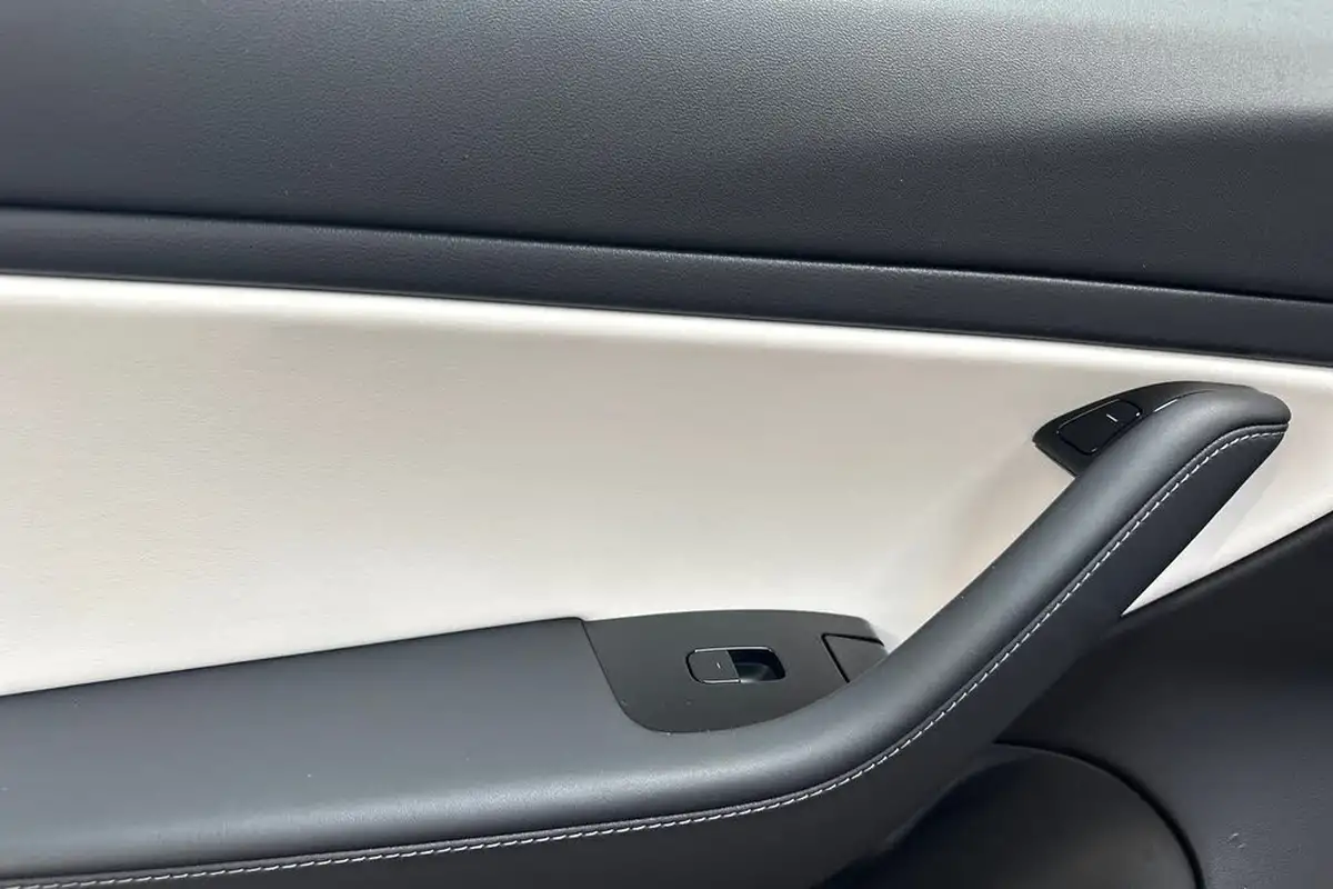 2019-tesla-model-3-e-4x4-performance-pack-big-4