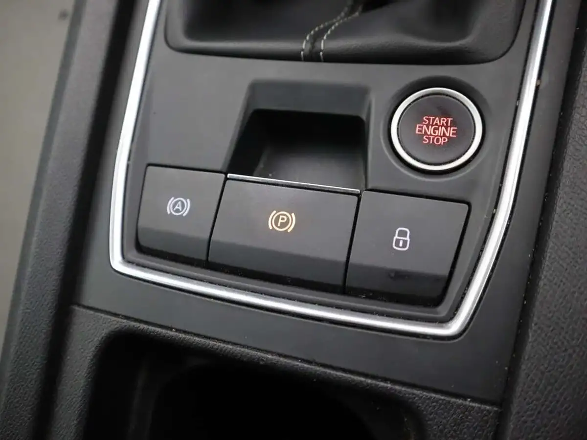 2021-seat-leon-10-tsi-evo-se-dynamic-hatchback-big-28