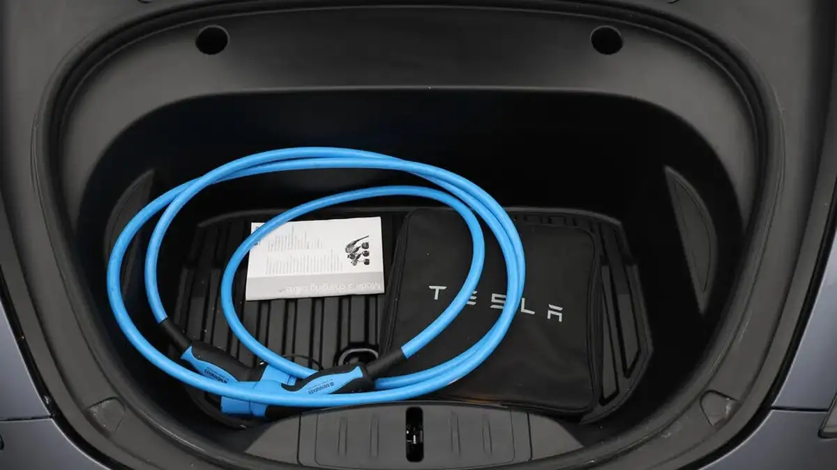 2021-tesla-model-3-e-long-range-4x4-big-19
