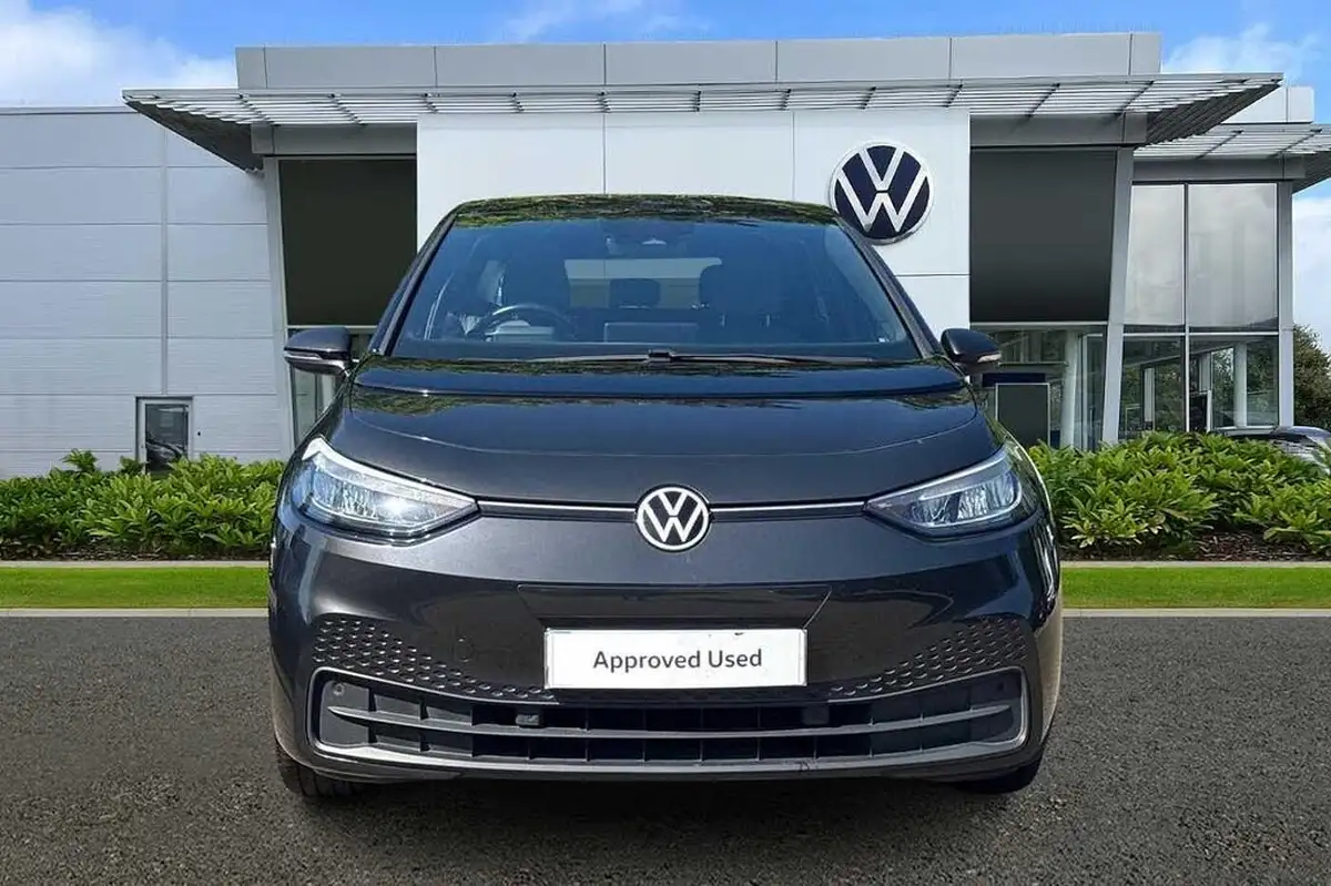 2020-volkswagen-id3-e-life-big-6