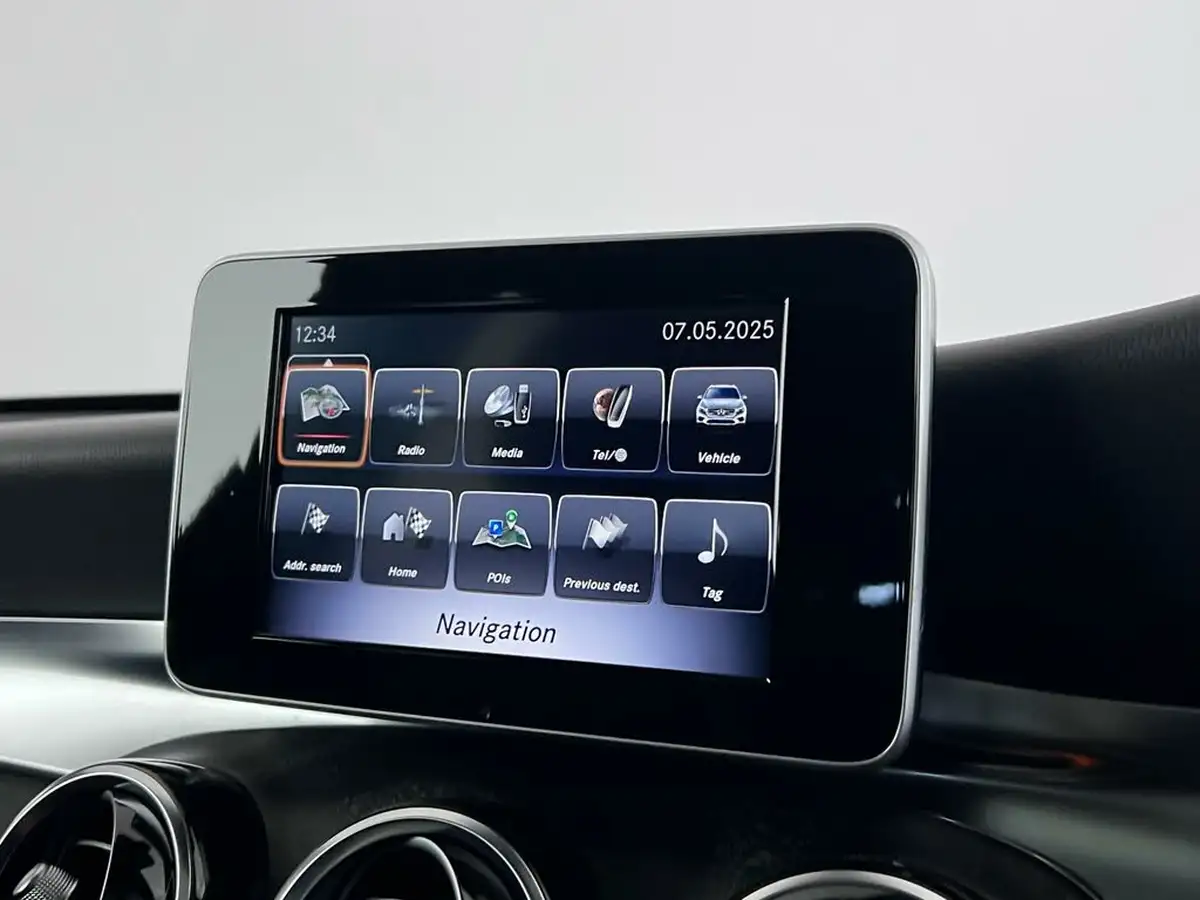 2018-mercedes-benz-glc-class-21d-glc250d-amg-line-premiumss-station-wagon-5d-big-32
