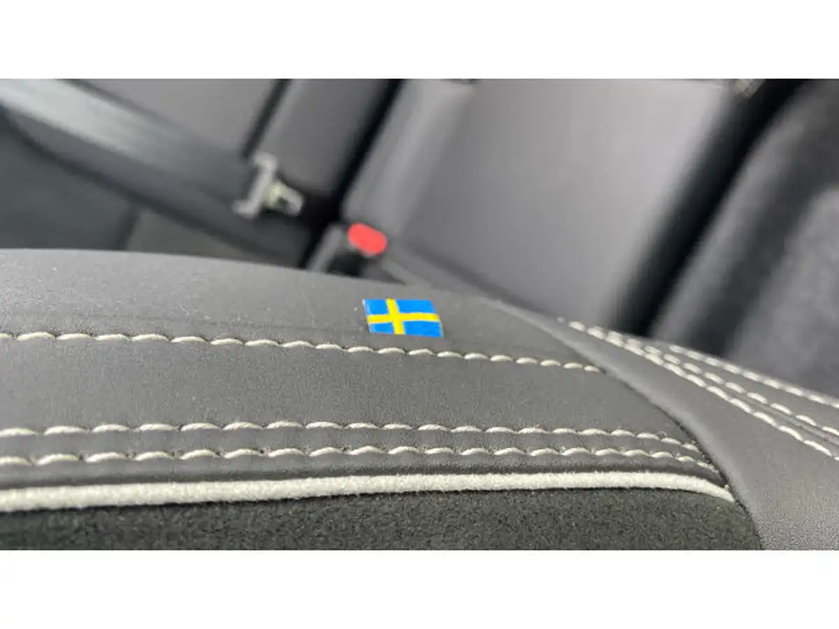 2023-volvo-xc40-15-t5-ultimate-bright-big-21