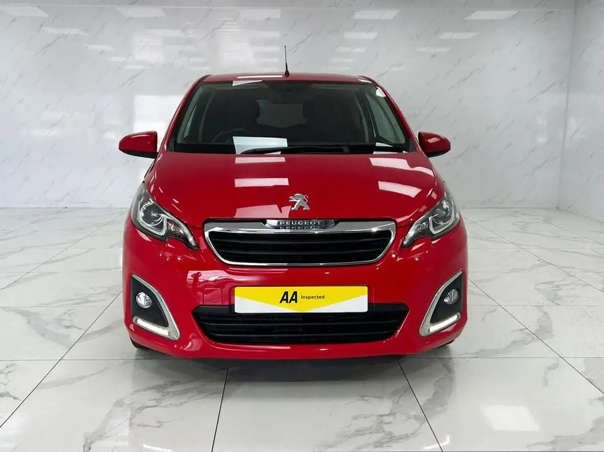 2016-peugeot-108-12-puretech-allure-hatchback-3d-big-3