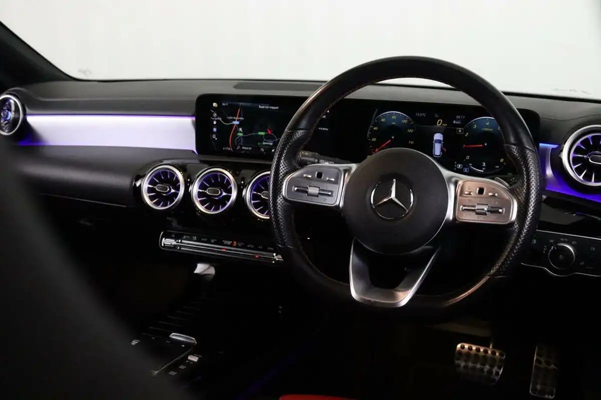 2021-mercedes-benz-cla-13-cla-200-amg-line-premium-shooting-brake-5d-big-15