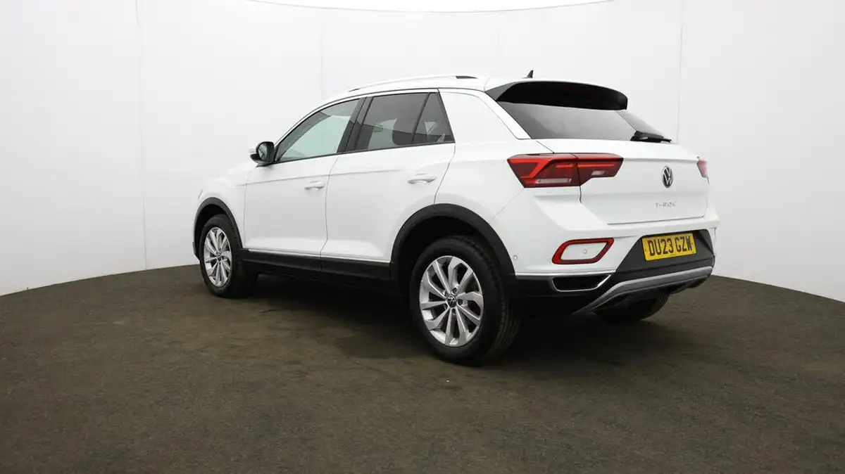 2023-volkswagen-t-roc-15-tsi-style-hatchback-5d-big-55