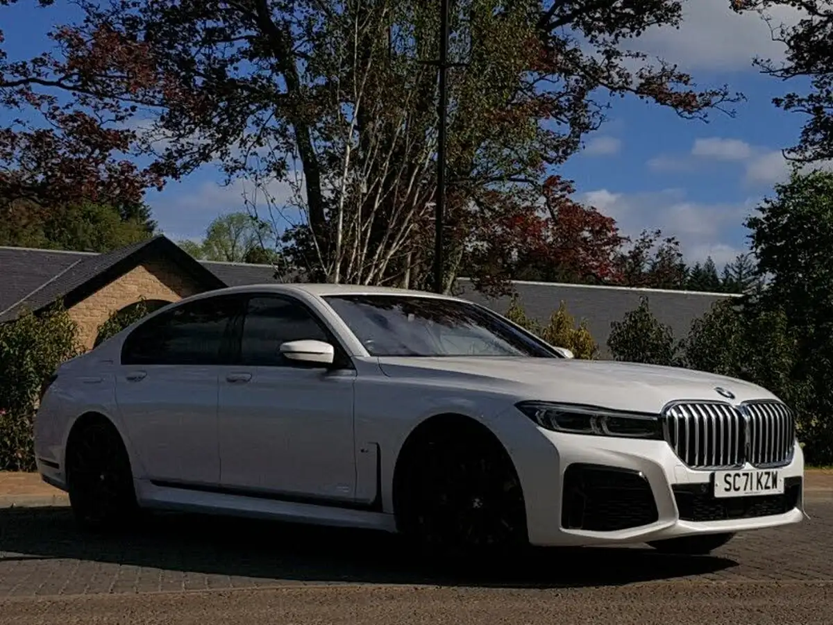 2022-bmw-7-series-30td-740d-m-sport-big-17