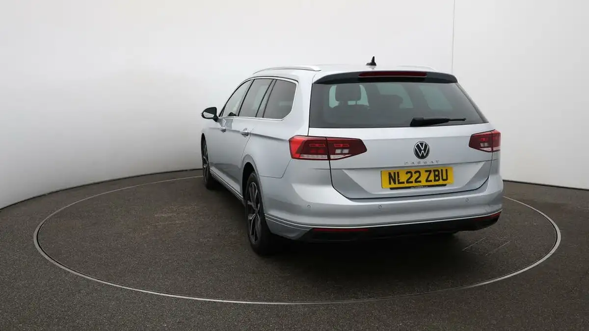 2022-volkswagen-passat-15-tsi-sel-estate-5d-dsg-big-60