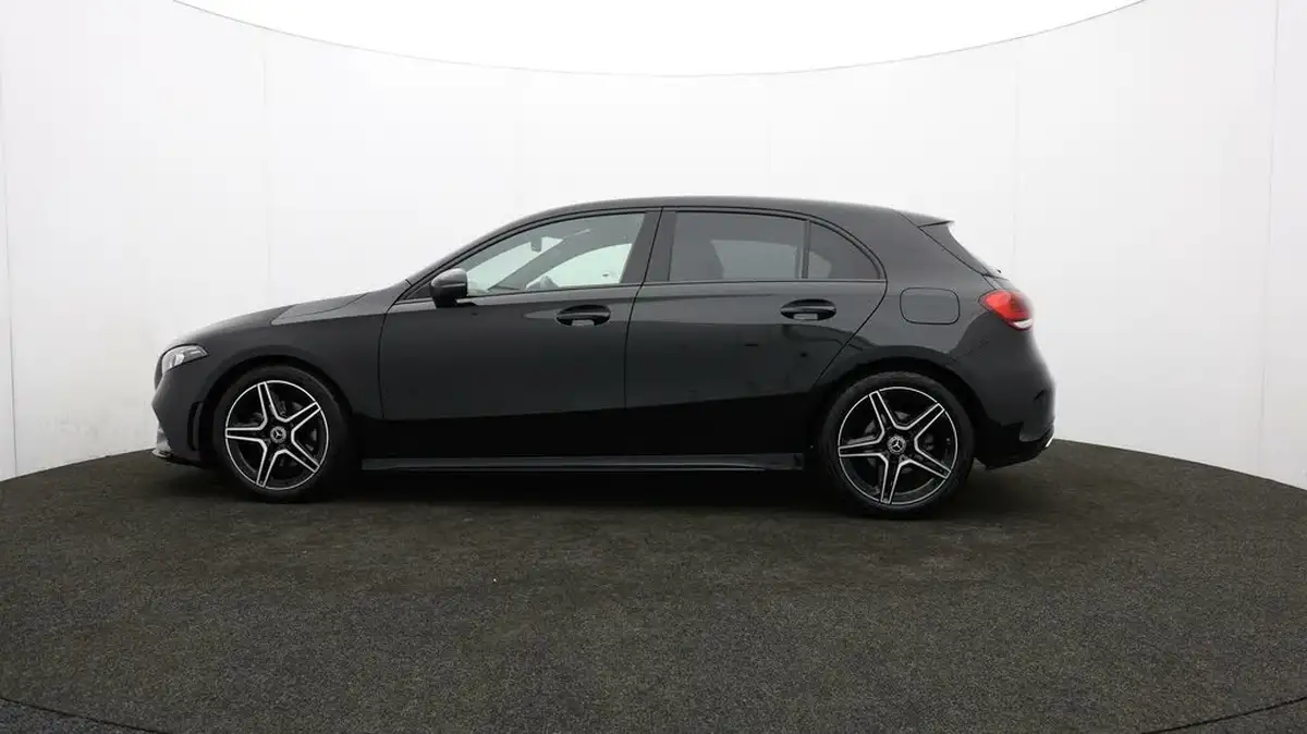 2022-mercedes-benz-a-class-13-a180-amg-line-executive-hatchback-5d-7g-dct-big-73