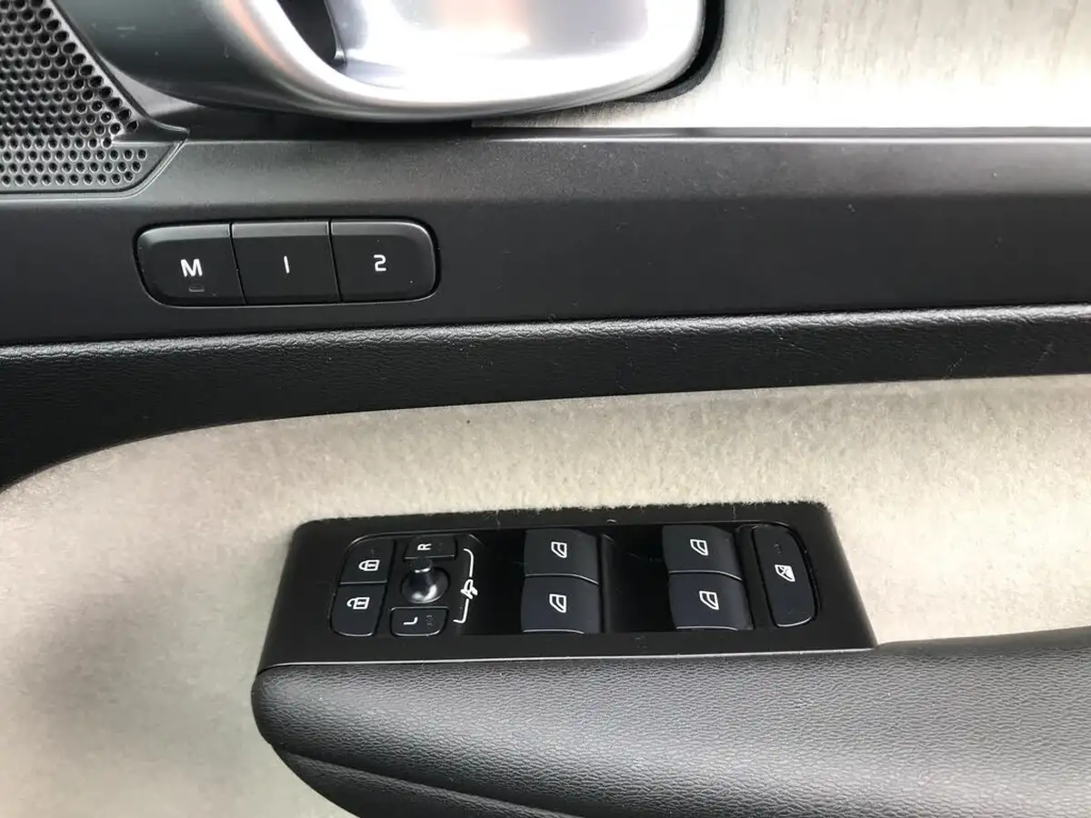 2021-volvo-xc40-15-t3-inscription-pro-163bhp-geartronic-big-29