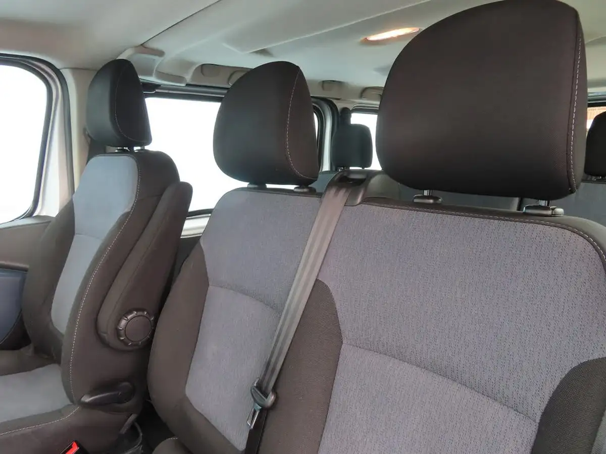 2019-vauxhall-vivaro-16cdti-2900-l1h1-120pseu6c-ss-9-seats-combi-big-34