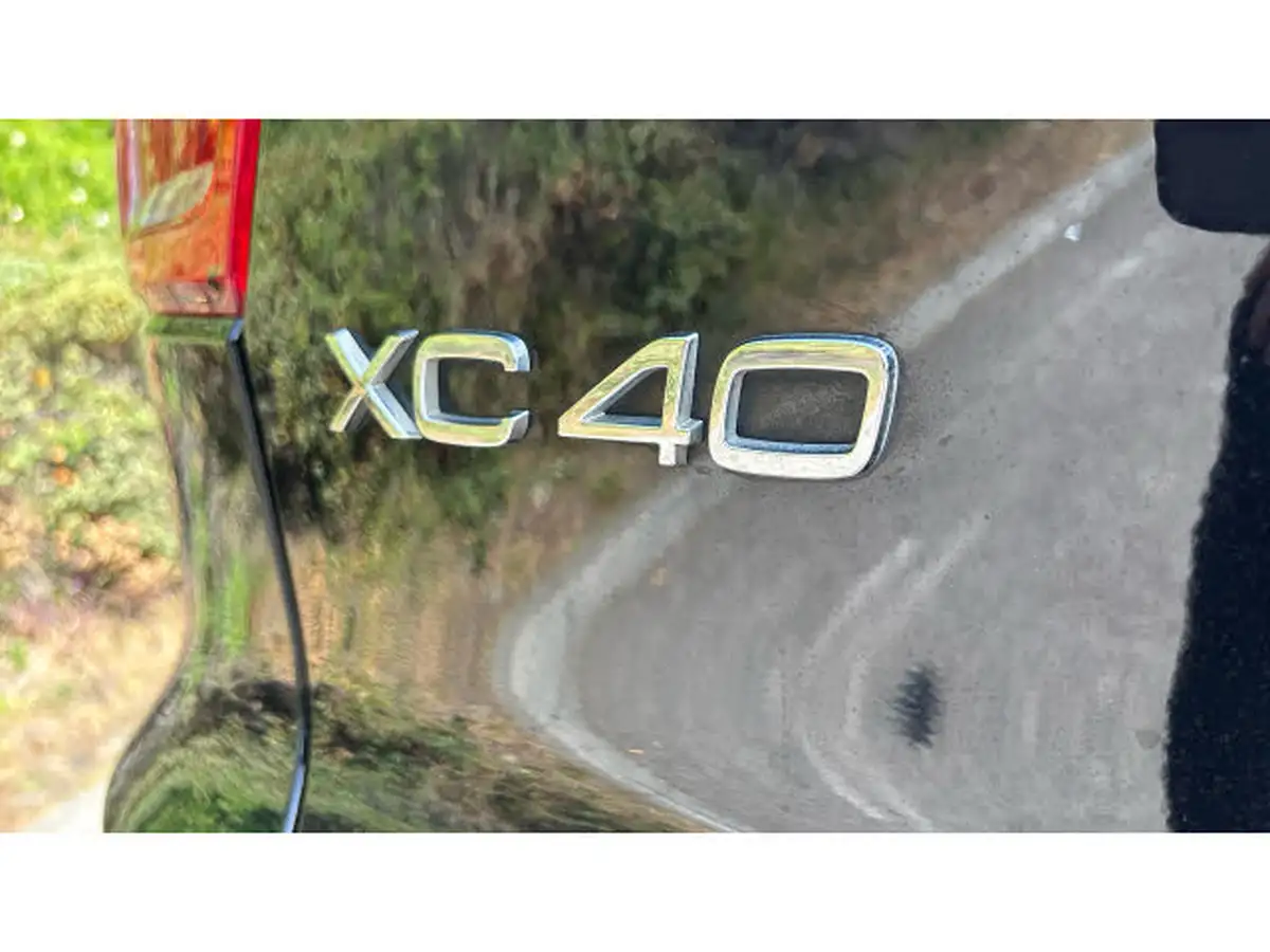 2020-volvo-xc40-20td-d3-r-design-geartronic-big-7