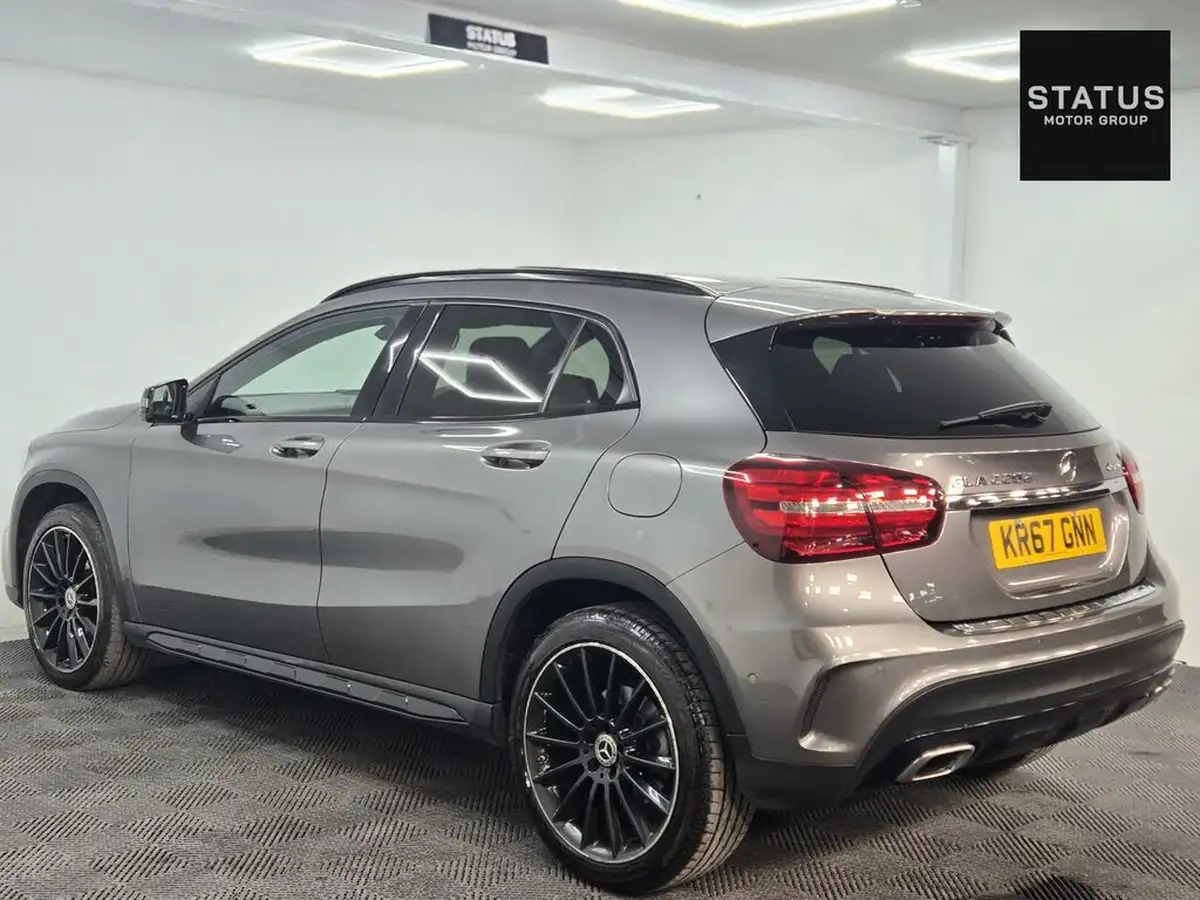 2017-mercedes-benz-gla-class-21d-gla-220d-amg-line-premiumss-big-6