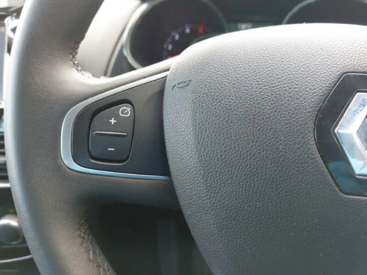 2017-renault-clio-15dci-dynamique-nav-big-13