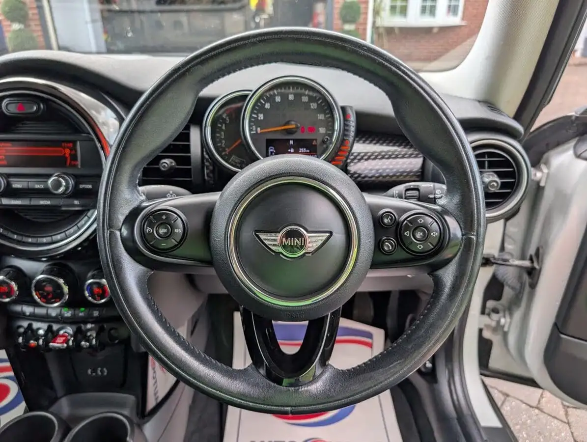2014-mini-cooper-20td-cooper-sd-170bhp-ss-hatchback-3d-big-28