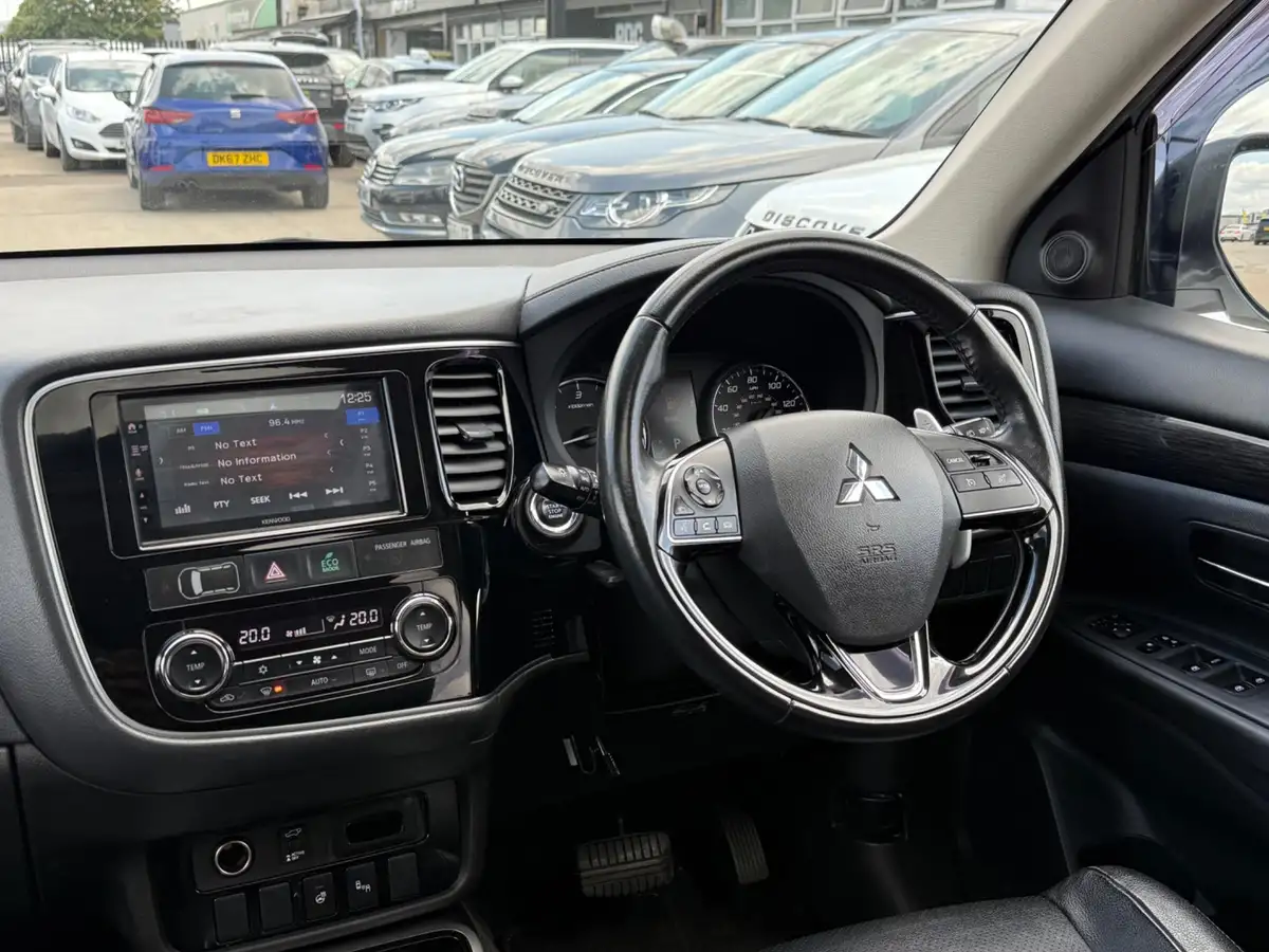 2018-mitsubishi-outlander-22di-d-4-leather-auto-big-14