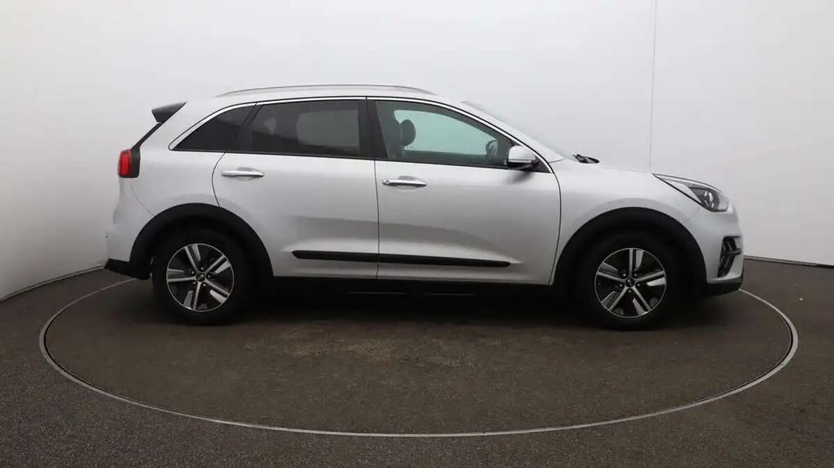 2021-kia-niro-16-gdi-2-big-48