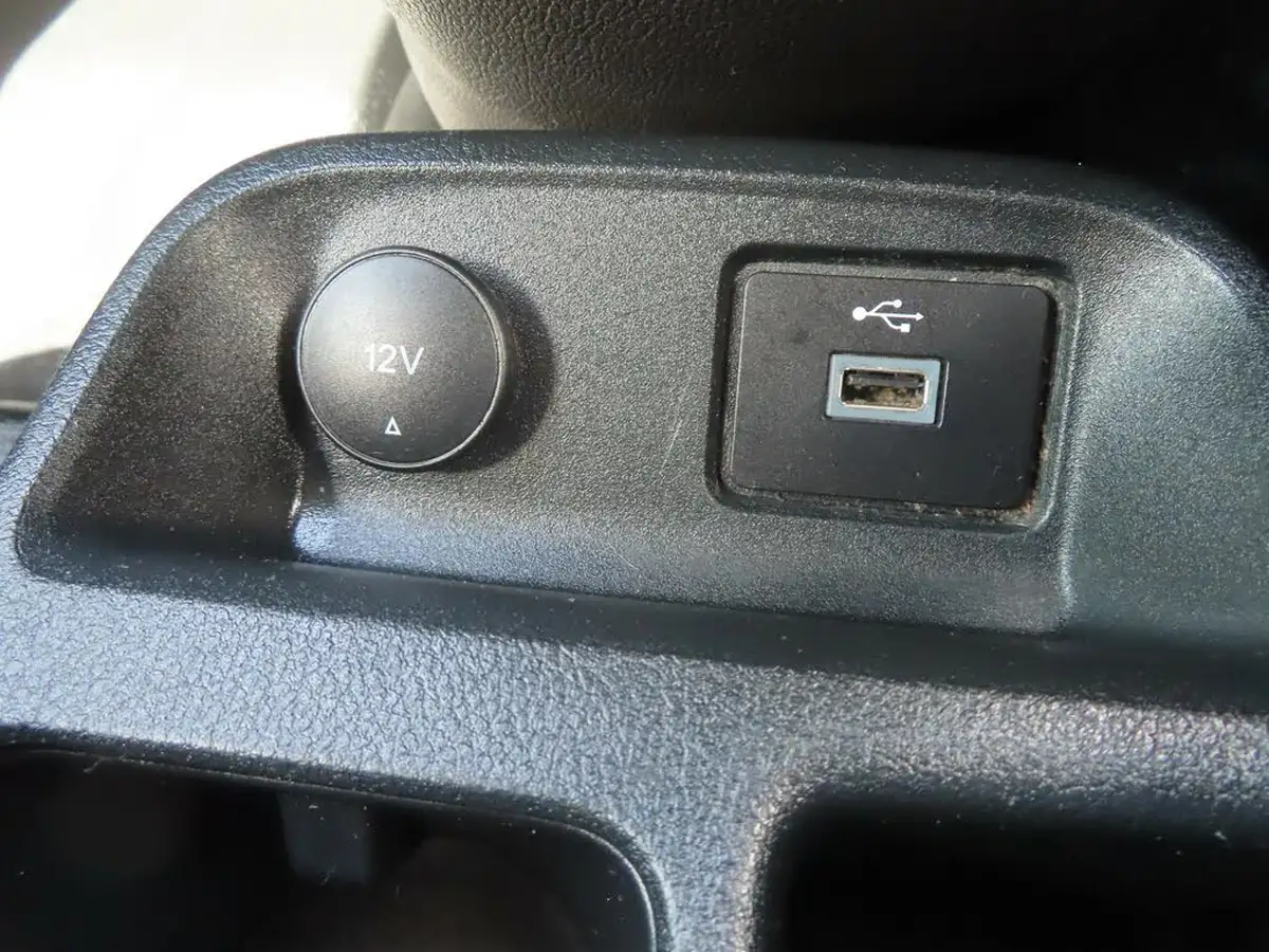 2019-ford-transit-connect-15-ecoblue-l2-240-base-100pseu6dt-big-42