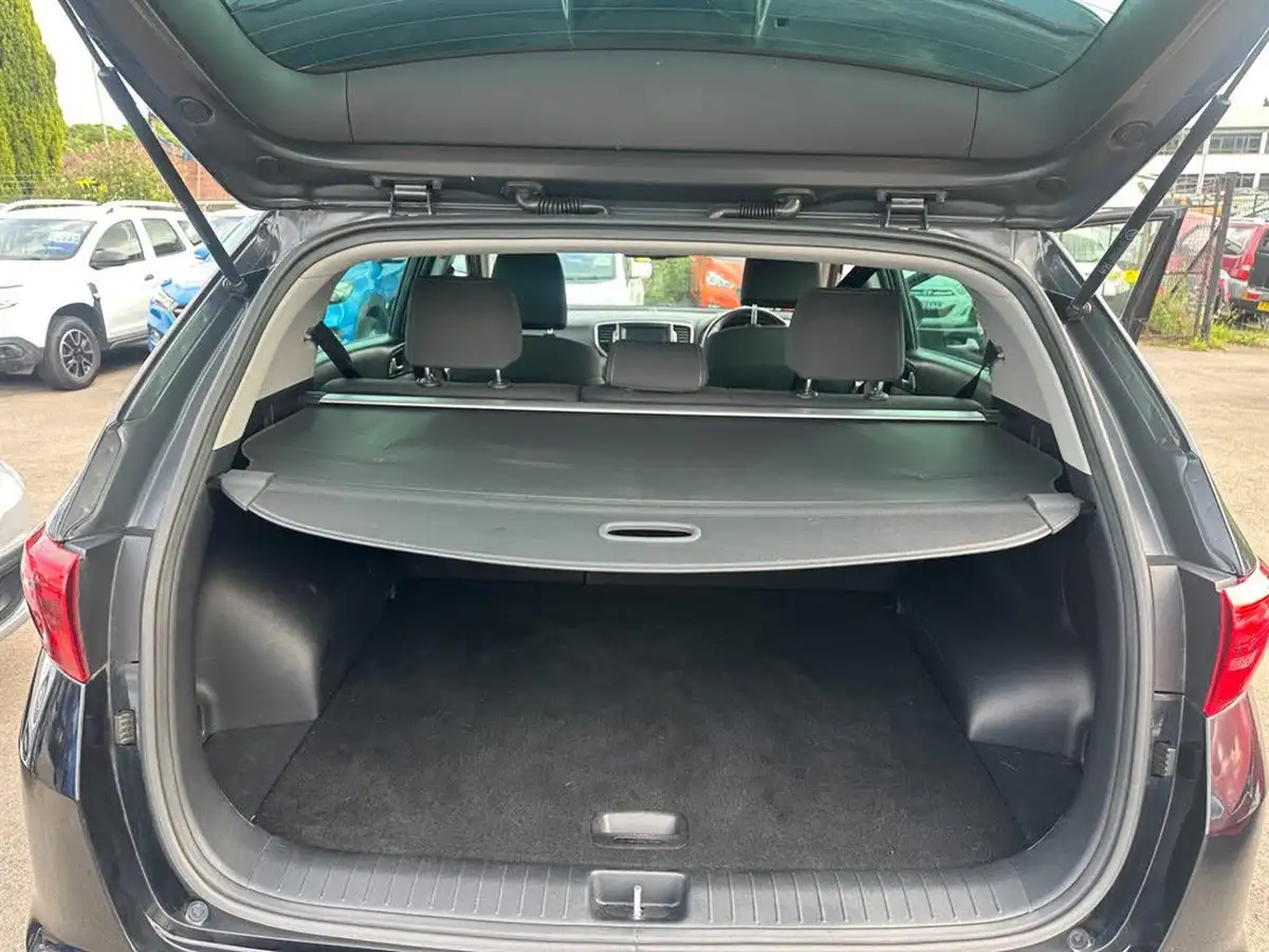 2017-kia-sportage-16-gdi-2-big-8