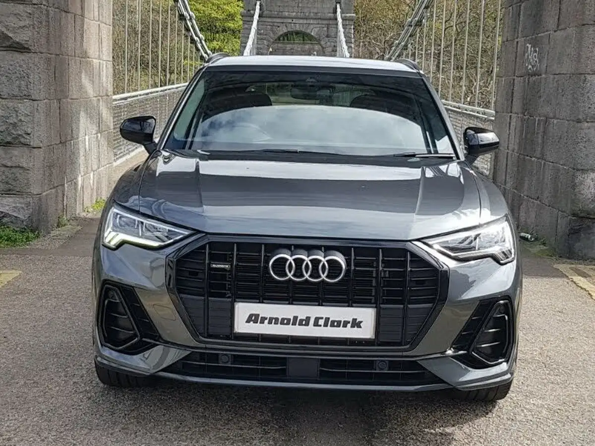2022-audi-q3-20-40-tfsi-black-edition-station-wagon-big-11