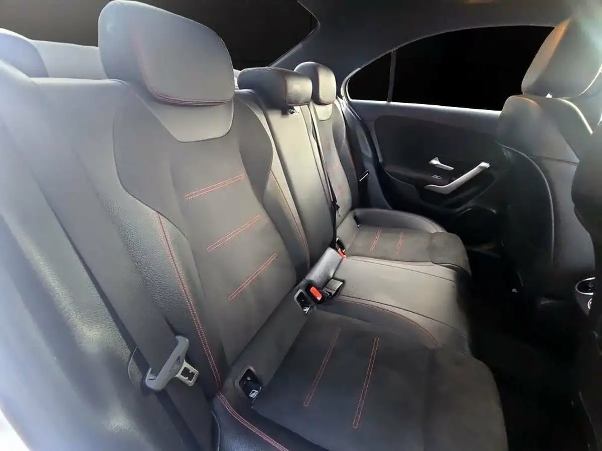 2021-mercedes-benz-a-class-13-a180-amg-line-executive-saloon-4d-7g-dct-big-11