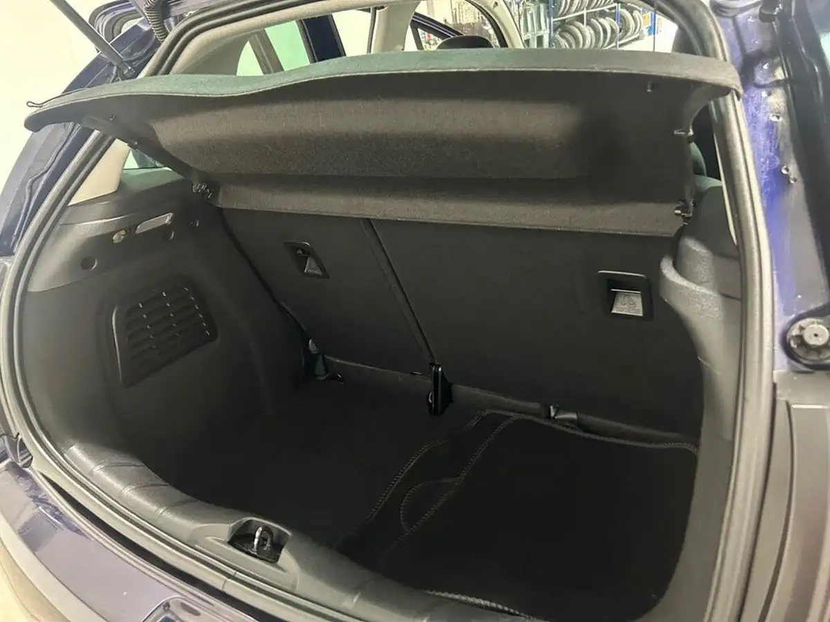 2016-citroen-c3-12-puretech-platinum-big-24