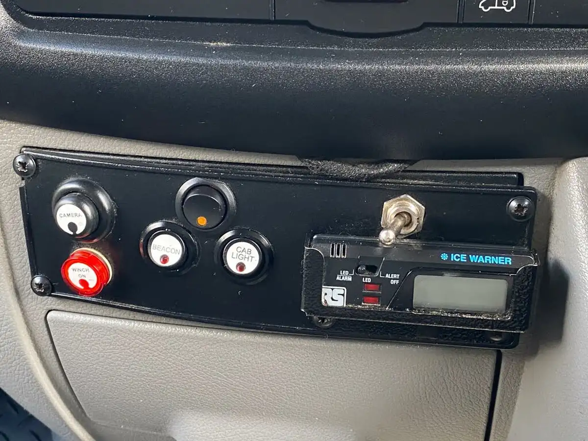2016-mercedes-benz-sprinter-21td-316cdi-mwb-21cdi-316-4x4-panel-van-big-8