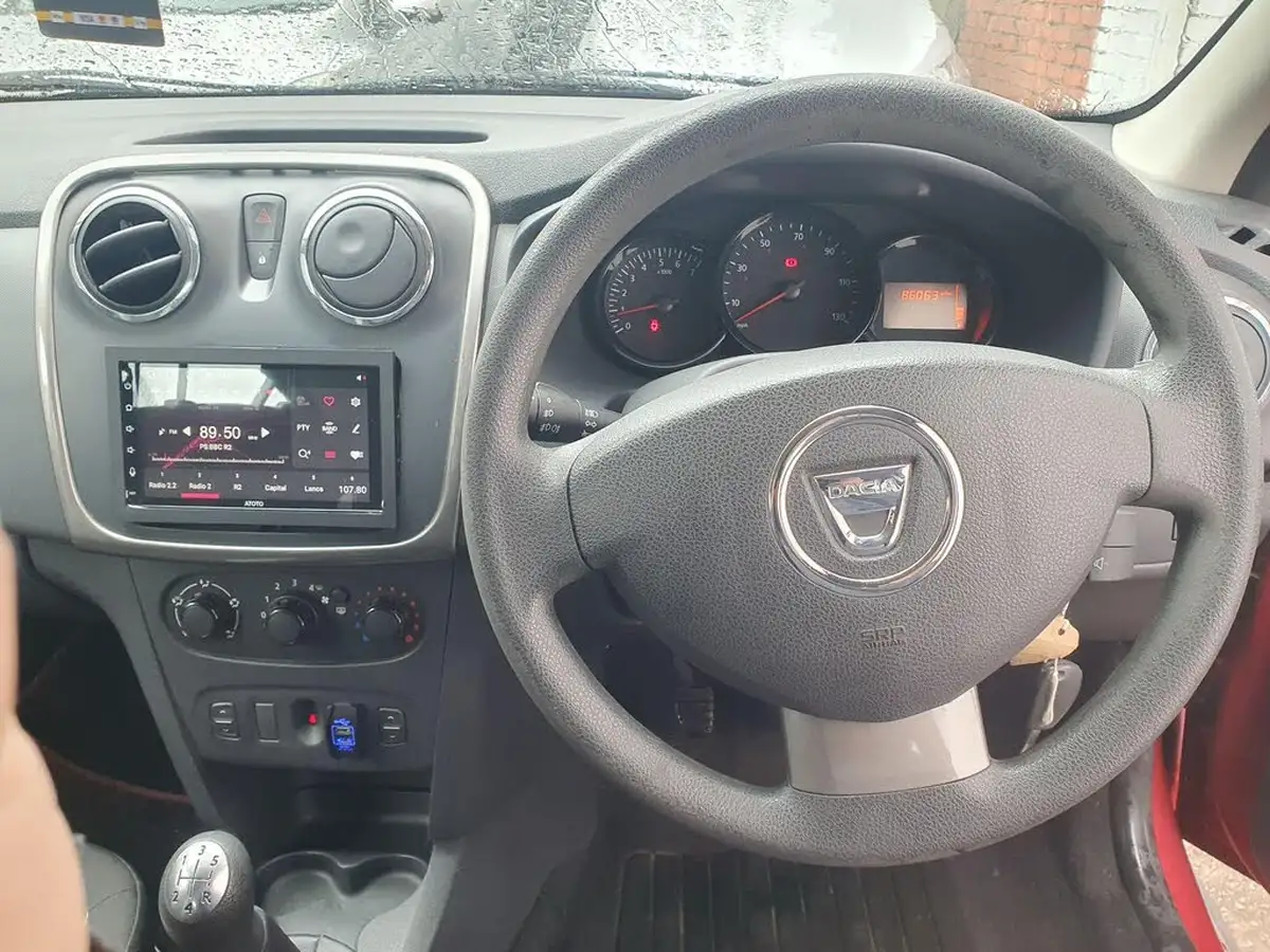 2013-dacia-sandero-stepway-15d-ambiance-big-18